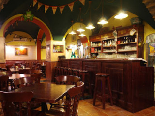 Shamrock Irish Pub