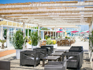 Salicornia Beach Bar Restaurant
