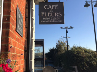 Cafe Des Fleurs