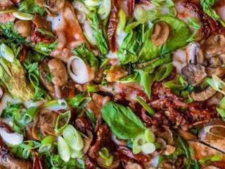 Ad Pizza, Shoarma Snacks