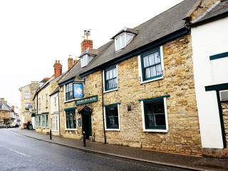 Swan Inn And Bistro