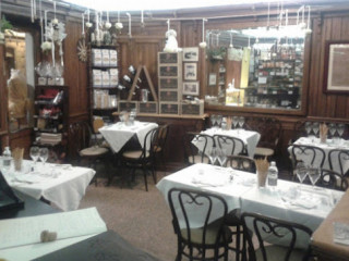 restaurant image