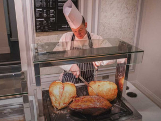 The Carvery At Tullyglass House