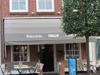 Italia Caffe Lunch En Dinner