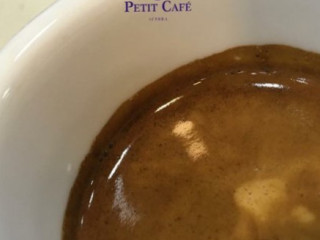 Petit Cafe