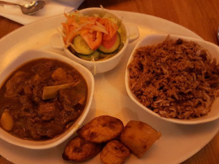 Lulu's Caribbean Cuisine