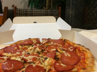 Moratti Takeaway Pizza