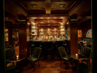 Bloomsbury Club Dining Room