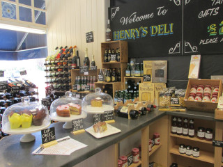 Henry's Deli