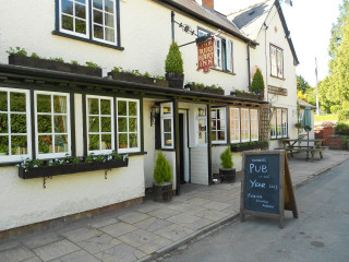 The Red Hart Inn