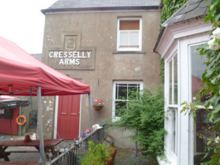 The Cresselly Arms