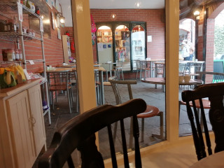 Courtyard Coffee Shop