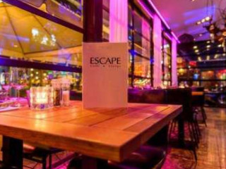 Escape Caffe Lounge