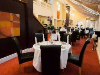Atrium Brasserie at Kingston Lodge Hotel