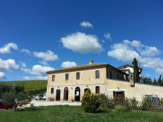 Dell'agriturismo La Collina Delle Vigne