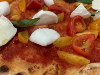 A Tutta Pizza Di Mimmotti Skenderasi