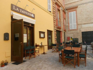 La Taverna