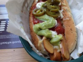 Primo's Gourmet Hot Dogs