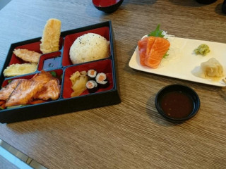 Yume Noodle And Sushi