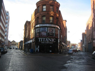 Titanic Pub And Kitchen
