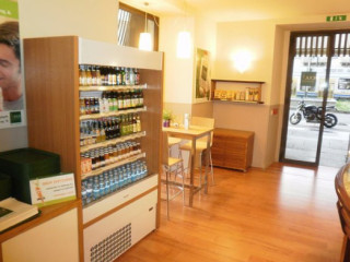 restaurant image