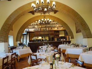 Castello Banfi La Taverna