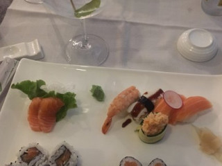 Gin Sushi