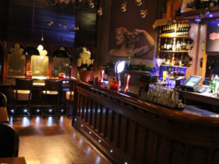 Convivio Restaurant And Lounge Bar