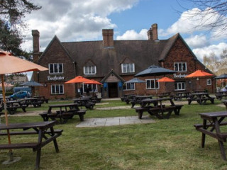 Hilden Manor Beefeater Grill