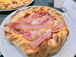 Pizzeria Toto E Peppino