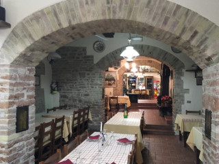 Taverna Della Rocca