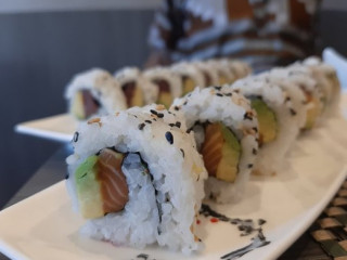 Hanami Sushi Fusion