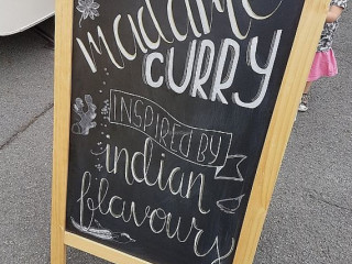 Madame Curry Food Truck