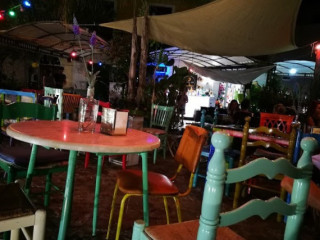San Domingo Lounge