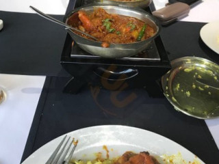 Lee Raj Indian Cuisine