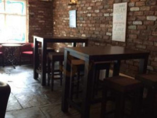 The Q Inn Pub