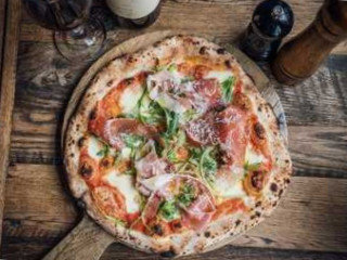 Nonna's Wood Fired Pizzas (shipquay St)