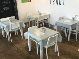 Toast Cafe