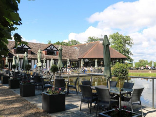 The Waterside Bar, Restaurant Terrace