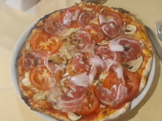 Pizza Pazza A Pezzi Di Carmignani Michele