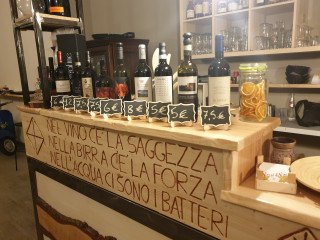 Enoteca I Versi Divini