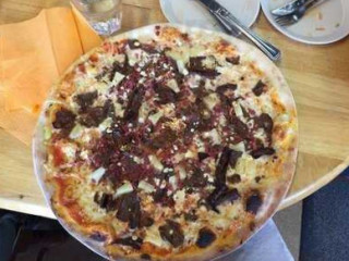 Karwan's Pizza Kebab
