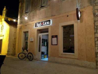 Red Lion Pub/kastela