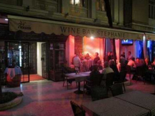Wine Bar-restaurant Stephanie