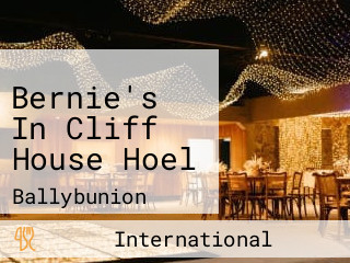 Bernie's In Cliff House Hoel