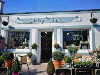 The Daisy Chain