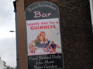 Beachcomber Bar Restaurant