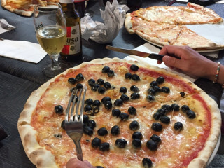 Pizzeria Da Mario E Giulia