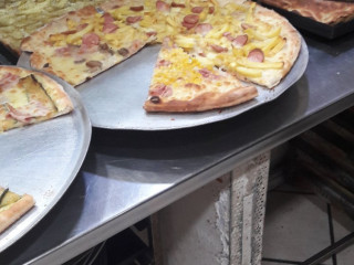 Pizzeria Rosticceria Salvatore O'mericano
