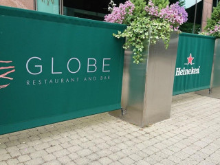 Globe Restaurant And Bar